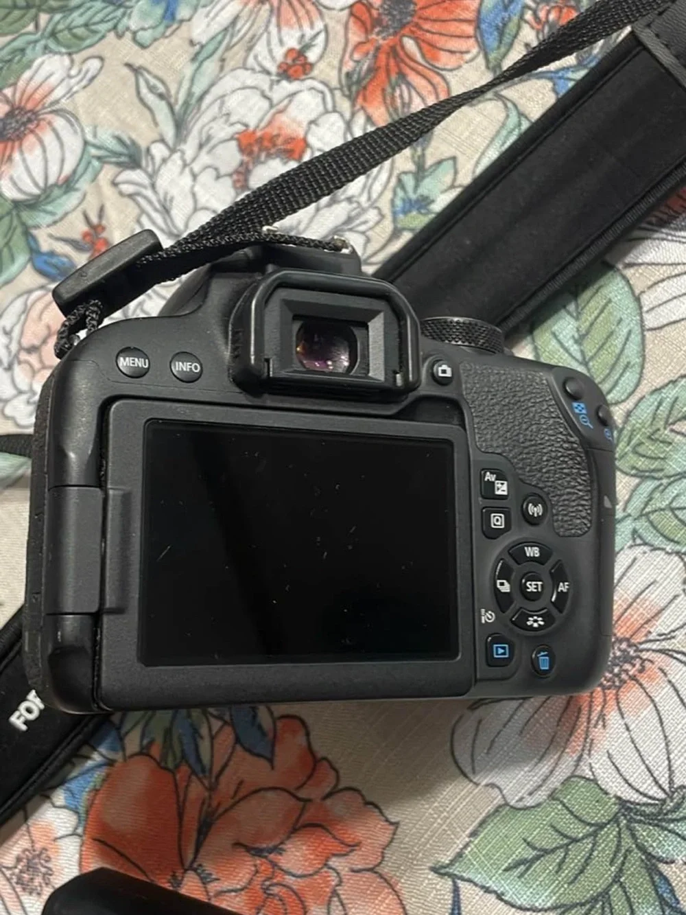 Canon Black t7i Camera with Two Lenses and Battery Charger
